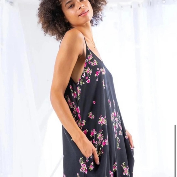 S/M LoveStitch, floral maxi dress - Picture 11 of 11